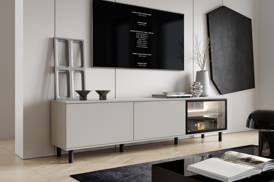 rtv 2912 P ar nba nozkach LED ON P.jpg
